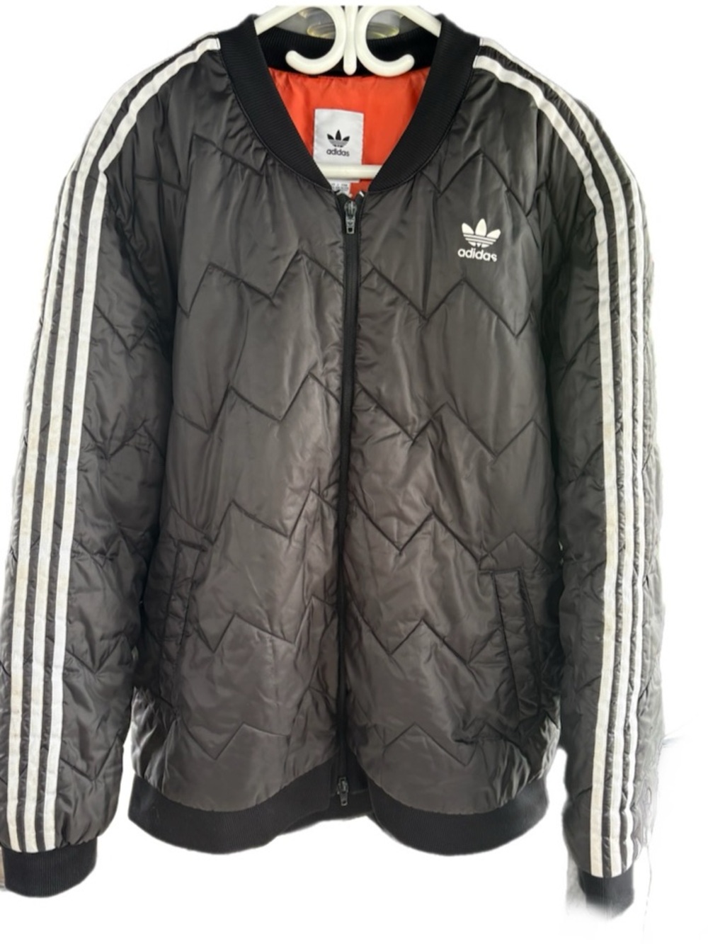 Adidas Originals Men’s Quilted Chevron Bomber Jacket: size 2XL